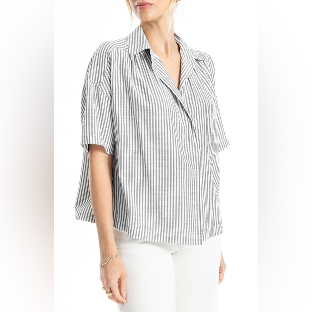 Max Studio Split Neck Collar Short Sleeve Top